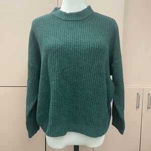 American Eagle Outfitters Green tight Knit Sweater cropped Size Large